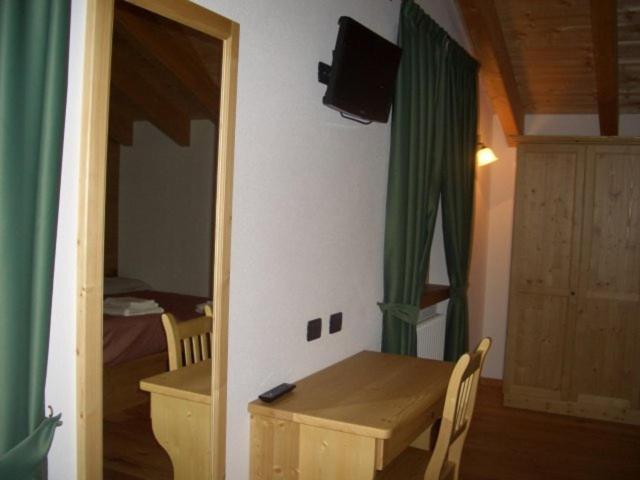 فيلا فالديسوتوفي Agriturismo Chalet Caribona المظهر الخارجي الصورة